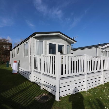 The Willows Selsey Exterior foto